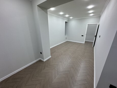 Satlr 3 otaql khn tikili 75 m, Buzovna q.