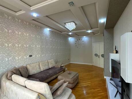3-комн. новостройка - м. Ази Асланов - 130 м²