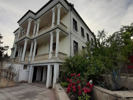 7 otaqlı həyət evi, 550 m², Bakıxanov: 990 000 ₼ 5