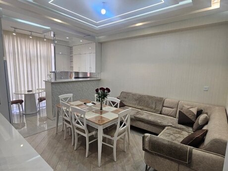 2 otaqlı yeni tikili - Azadlıq Prospekti m. - 65 m²