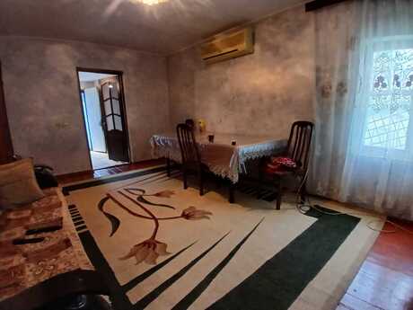 2 otaqlı həyət evi/bağ evi - Qara Qarayev m. - 60 m²