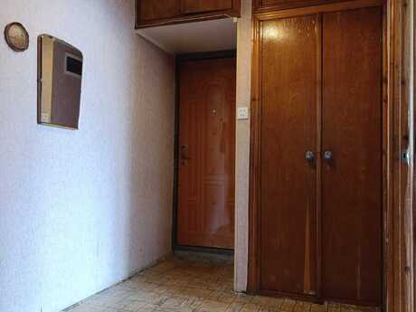 3 otaqlı köhnə tikili - Köhnə Günəşli q. - 75 m²
