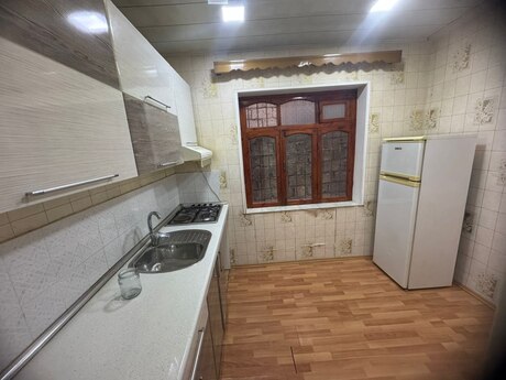 Аренда: 4-комнатная квартира, 60 м², Qaraçuxur: 230 ₼/мес 2