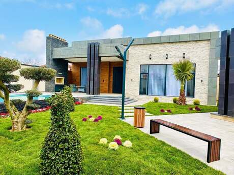 4 otaqlı həyət evi/bağ evi - Mərdəkan q. - 280 m²
