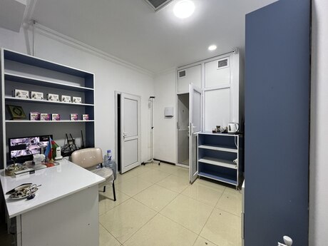 Obyekt - Elmlər Akademiyası m. - 80 m²