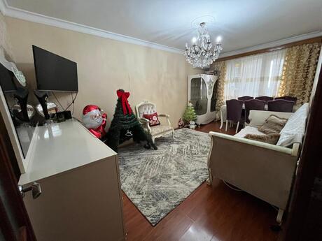 2 otaqlı köhnə tikili - Bakıxanov q. - 60 m²