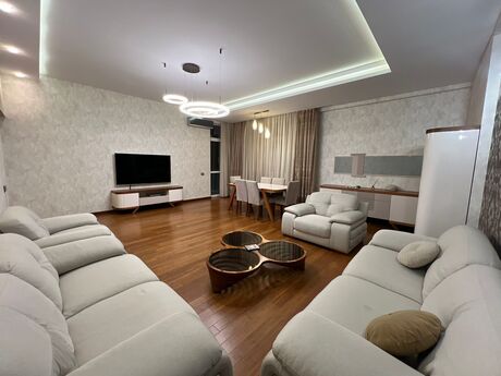3 otaqlı yeni tikili - 8 Noyabr m. - 150 m²