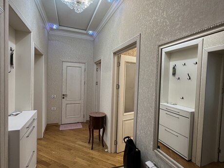 3 otaqlı köhnə tikili - Nəsimi r. - 95 m²