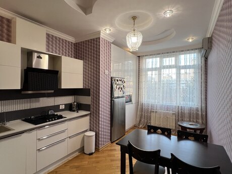 3 otaqlı köhnə tikili - Nəsimi r. - 95 m²