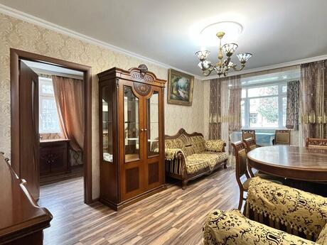 3 otaqlı köhnə tikili - Elmlər Akademiyası m. - 85 m²