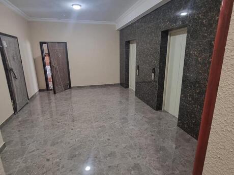 4 otaqlı yeni tikili - Həzi Aslanov q. - 179.6 m²