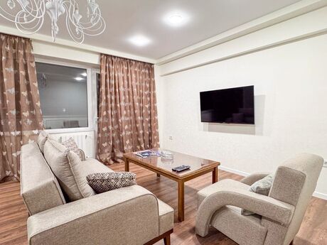 Kirayə 3 otaqlı mənzil, 100 m², 28 May: 1 700 ₼/ay 4