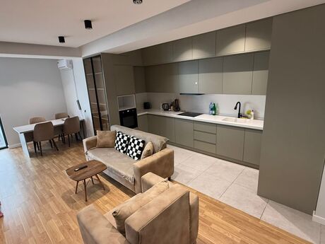 4 otaqlı yeni tikili - Bayıl q. - 150 m²