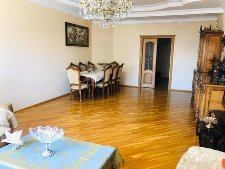 4 otaqlı yeni tikili - Nizami m. - 176 m²
