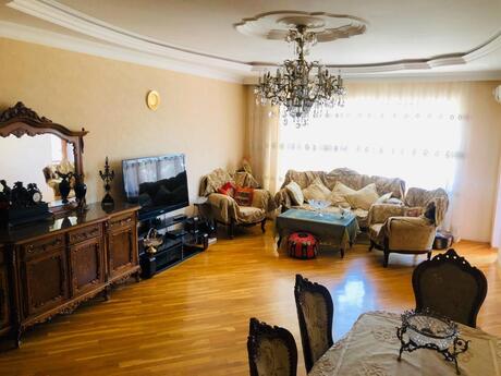 4 otaqlı yeni tikili - Nizami m. - 176 m²