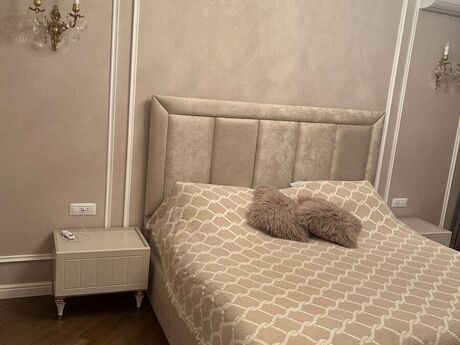 4 otaqlı yeni tikili - 28 May m. - 160 m²