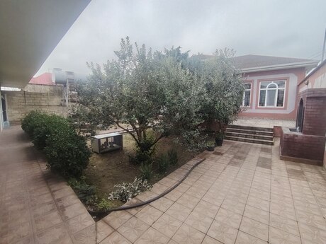4 otaqlı həyət evi/bağ evi - Maştağa q. - 120 m²