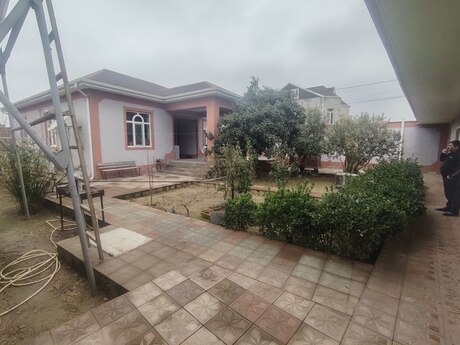 4 otaqlı həyət evi/bağ evi - Maştağa q. - 120 m²