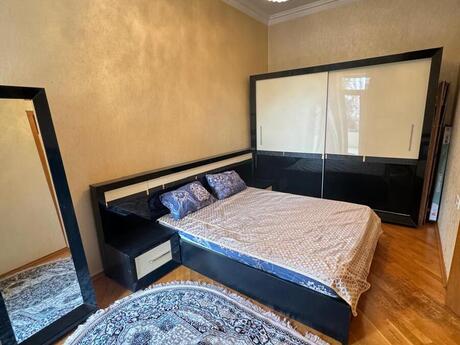 2 otaqlı köhnə tikili - Nəsimi r. - 65 m²