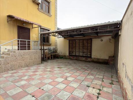 7 otaqlı həyət evi/bağ evi - Badamdar q. - 330 m²