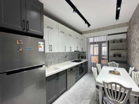 3 otaqlı mənzil, 115 m², Nizami: 418 000 ₼ 2