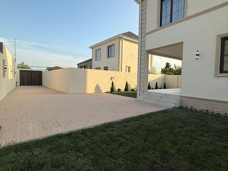 5 otaqlı həyət evi/bağ evi - Mərdəkan q. - 220 m²