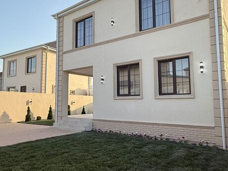 5 otaqlı həyət evi/bağ evi - Mərdəkan q. - 220 m²