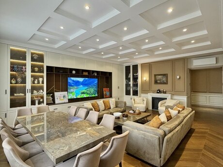 7 otaqlı yeni tikili - 28 May m. - 285 m²