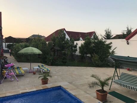 6 otaqlı həyət evi/bağ evi - Mərdəkan q. - 300 m²
