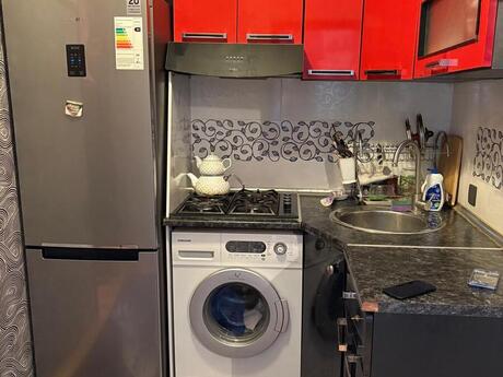 2 otaqlı yeni tikili - İnşaatçılar m. - 49 m²