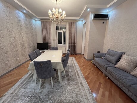 Объявление №5859720 - Баку, пос. Ени Ясамал, 3-комн., 96 м², 10/17 этаж
