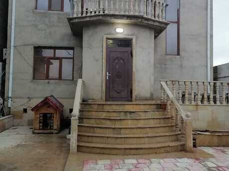 6 otaqlı həyət evi/bağ evi - Yeni Günəşli q. - 202 m²