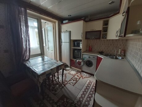 3 otaqlı köhnə tikili - Xalqlar Dostluğu m. - 80 m²