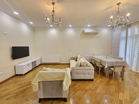 3 otaqlı yeni tikili - Elmlər Akademiyası m. - 150 m²