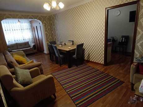 2 otaqlı köhnə tikili - Xalqlar Dostluğu m. - 51 m²
