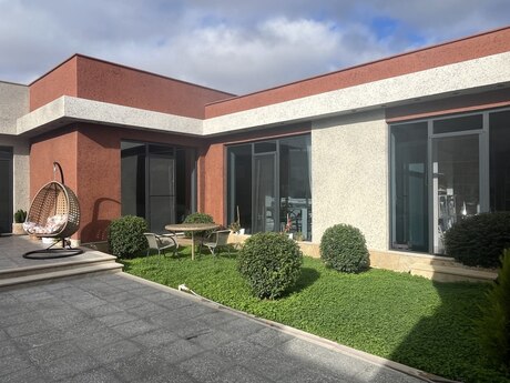 4-комн. дом/дача - пос. Мардакан - 140 м²
