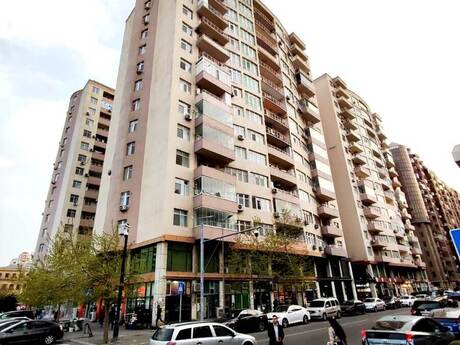 3 otaqlı yeni tikili - Şah İsmayıl Xətai m. - 131 m²