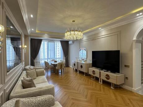 Elan №5860663 - Bakı, Gənclik m., 3 otaqlı, 130 m², 12/16 mərtəbə