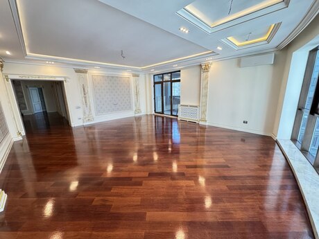3-комн. новостройка - м. Шах Исмаил Хатаи - 192 м²