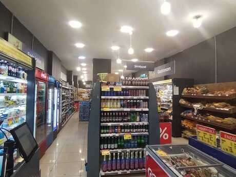 Obyekt - Memar Əcəmi m. - 303 m²