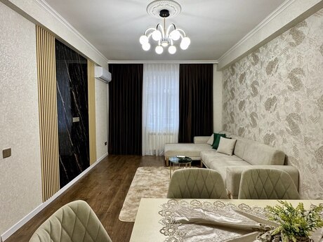 Elan №5860783 - Bakı, İnşaatçılar m., 2 otaqlı, 75 m², 17/20 mərtəbə