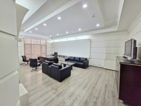 6 otaqlı ofis - Gənclik m. - 350 m²