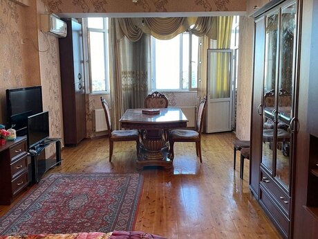 Объявление №5861121 - Баку, м. Ази Асланов, 3-комн., 109 м², 3/19 этаж