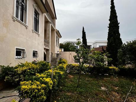 4 otaqlı həyət evi/bağ evi - Qara Qarayev m. - 400 m²