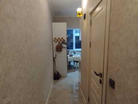 4 otaqlı köhnə tikili - İnşaatçılar m. - 100 m²