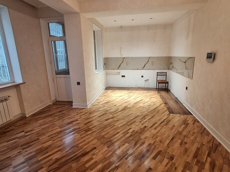 4 otaqlı mənzil, 160 m², 8-ci mikrorayon: 350 000 ₼ 5