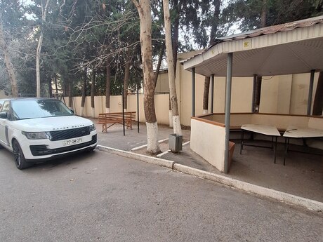 4 otaqlı mənzil, 160 m², 8-ci mikrorayon: 350 000 ₼ 2