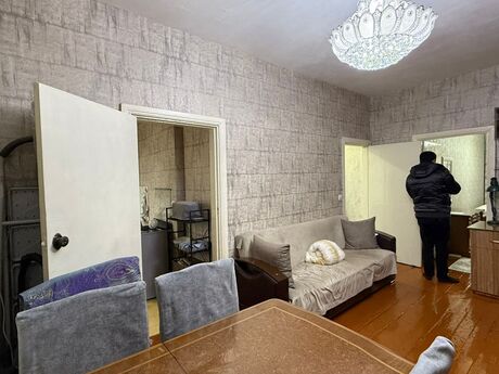 2 otaqlı köhnə tikili - 7-ci mikrorayon q. - 55 m²