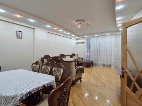 4 otaqlı yeni tikili - Elmlər Akademiyası m. - 221 m²