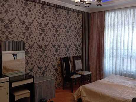 Объявление №5861695 - Баку, Хатаинский р., 3-комн., 90 м², 5/21 этаж
